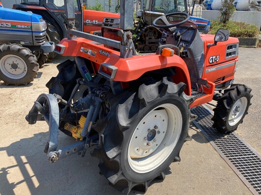 KUBOTA トラクター GT3