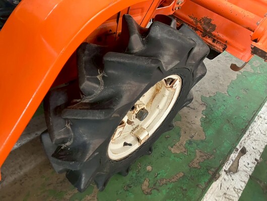 KUBOTA トラクター  B1200D