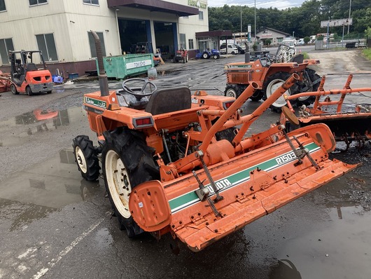 KUBOTA トラクター L1-22D