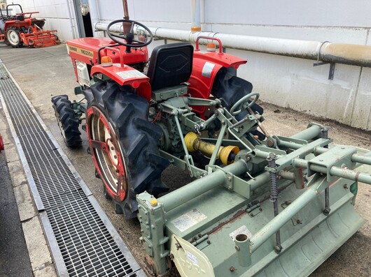 YANMAR トラクター YM2210D