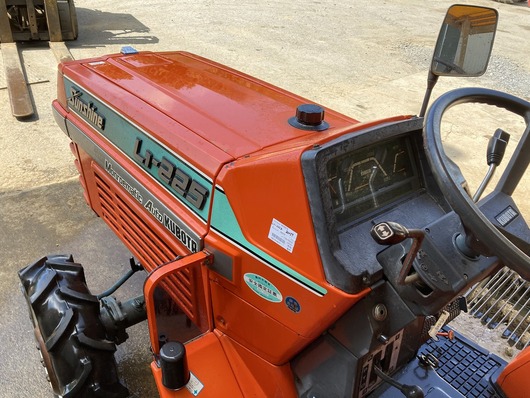 KUBOTA トラクター L1-225D