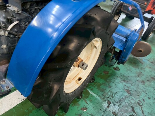 ISEKI トラクター TX1300S