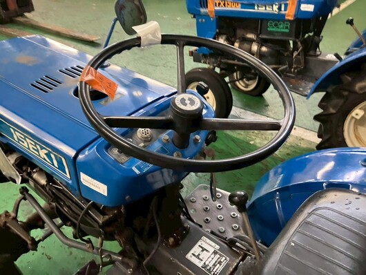 ISEKI トラクター TX1000