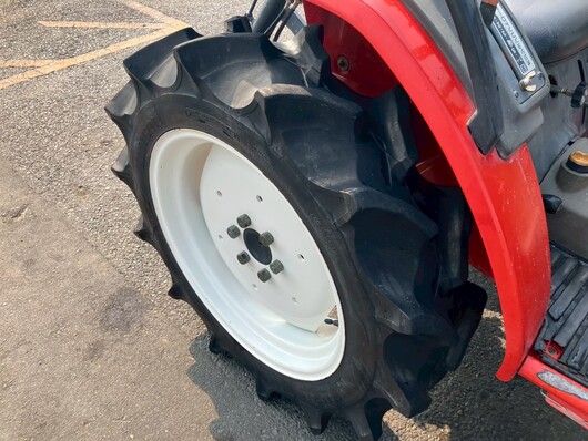 YANMAR トラクター F180D