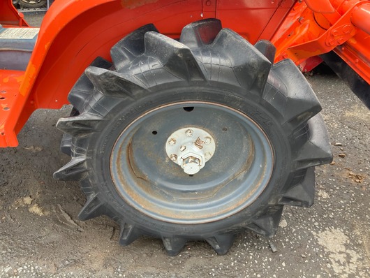 KUBOTA トラクター B1200D