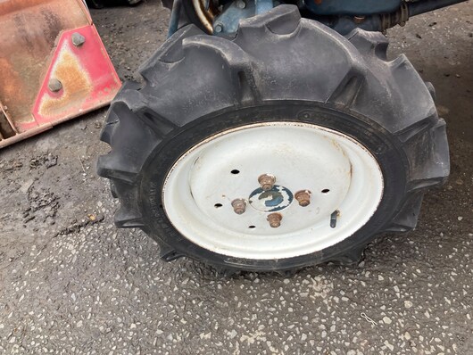 KUBOTA トラクター B1200D