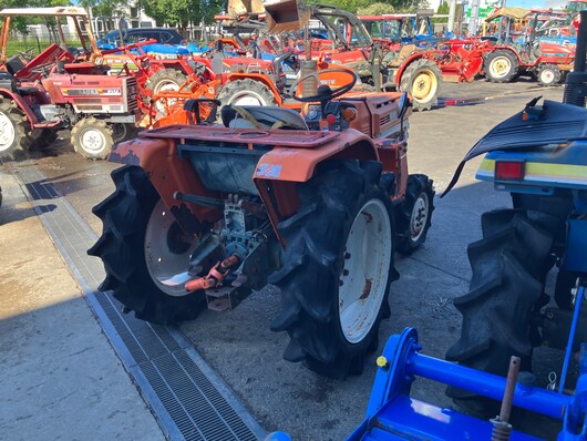 KUBOTA トラクター  B1600D