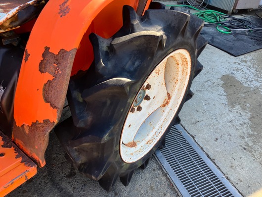 KUBOTA トラクター  B1600D