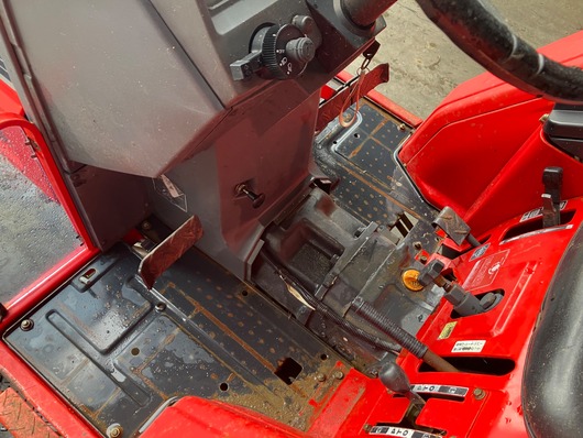 YANMAR トラクター FX215D