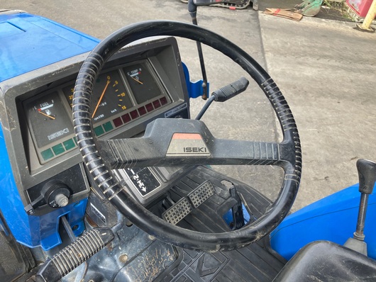ISEKI トラクター TA250F