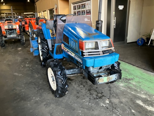 ISEKI トラクター TU220F