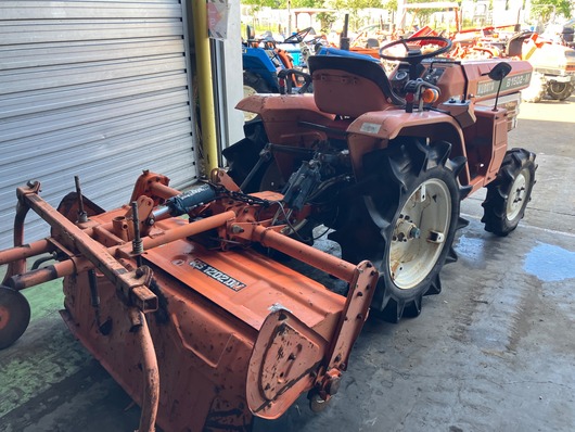 KUBOTA トラクター B1502D