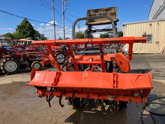 KUBOTA トラクター GT-8