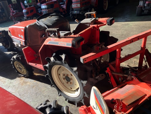 YANMAR トラクター F-6