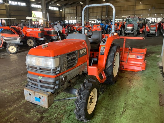 KUBOTA トラクター GT23