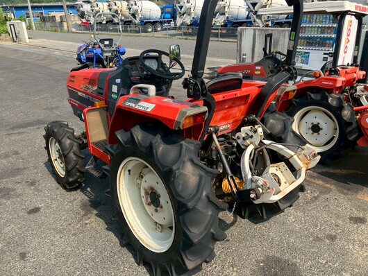 MITSUBISHI トラクター MT246D